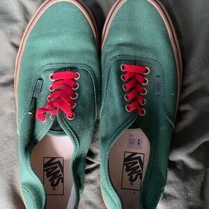 Vans Green Old Skool (Low top) Sneakers with Red Laces